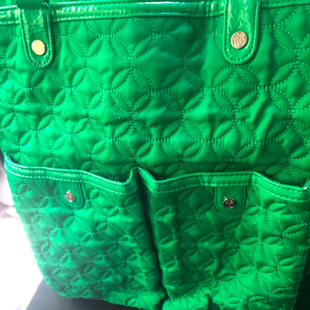 Vera Bradley green tote/pursue